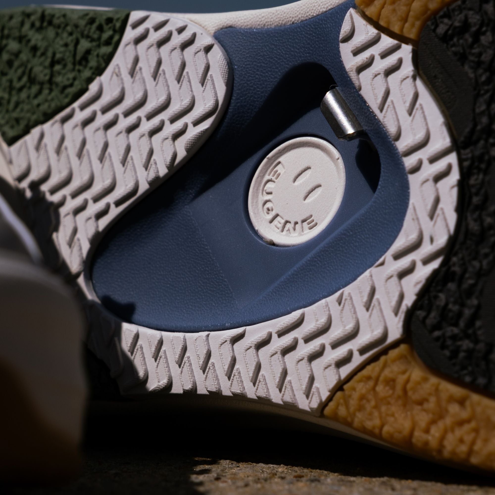 Fanning Shoe - Grey/Blue/Orange